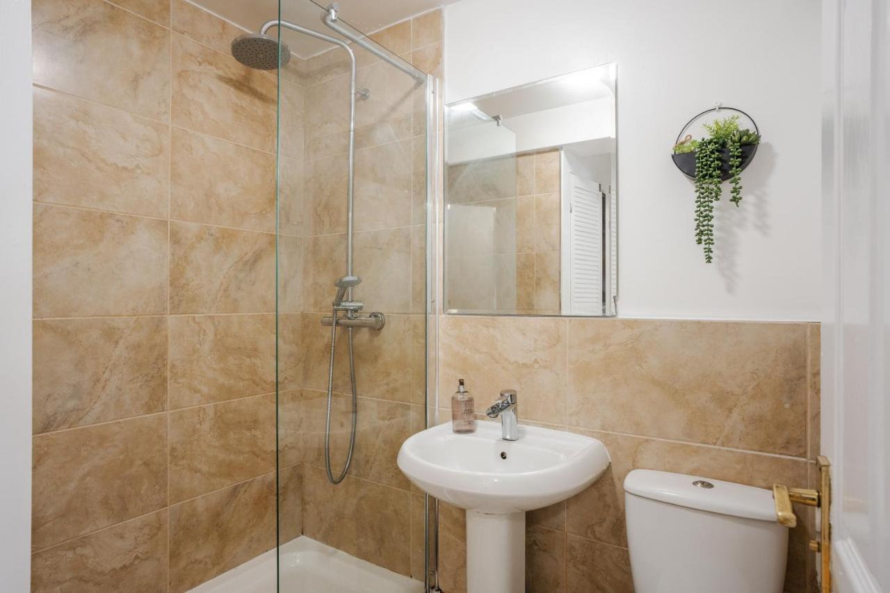 Cefas Apartments Manchester - Free Parking - City Centre المظهر الخارجي الصورة